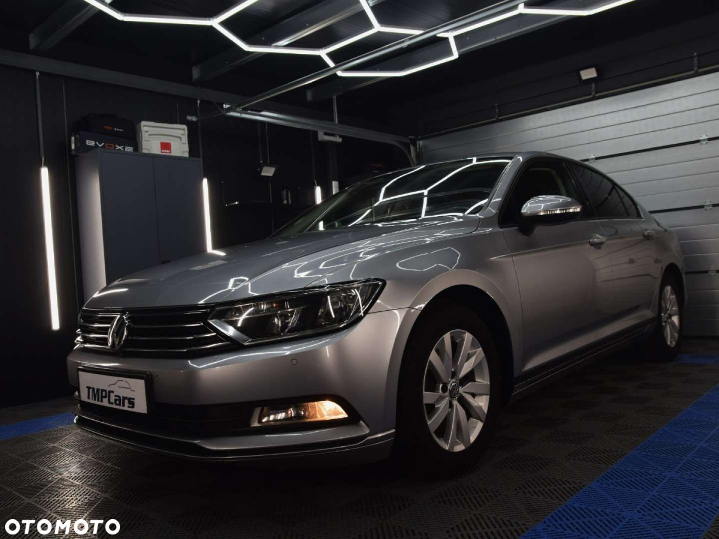 Volkswagen Passat - 3