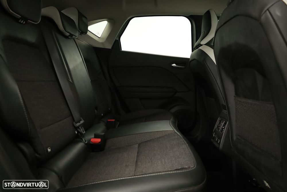 Renault Captur 1.0 TCe Techno Bi-Fuel - 24