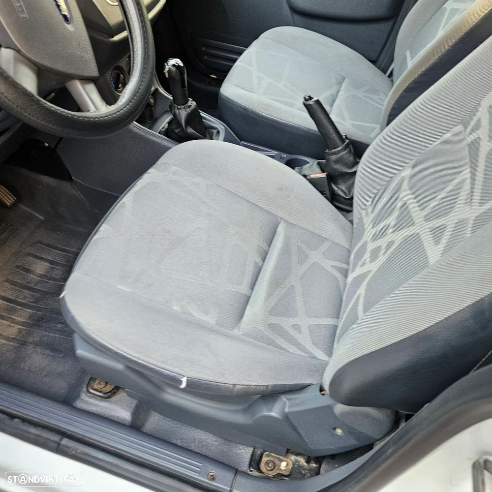 Ford Connect Longa TA A/C - 13