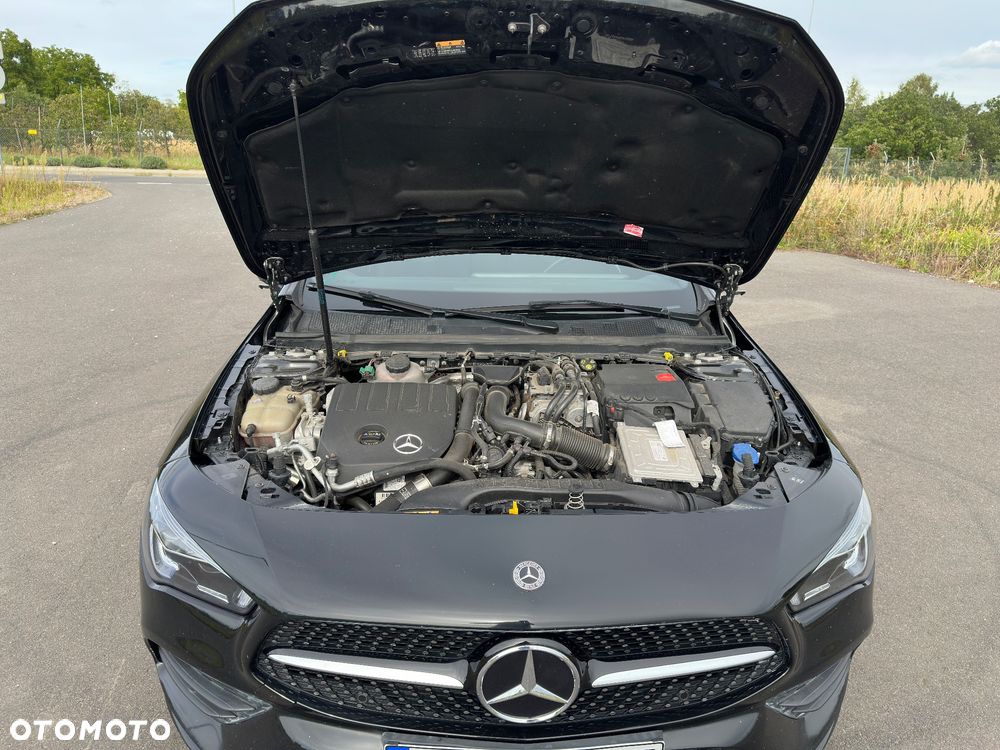 Mercedes-Benz CLA 250 e 8G-DCT AMG Line Advanced Plus - 25