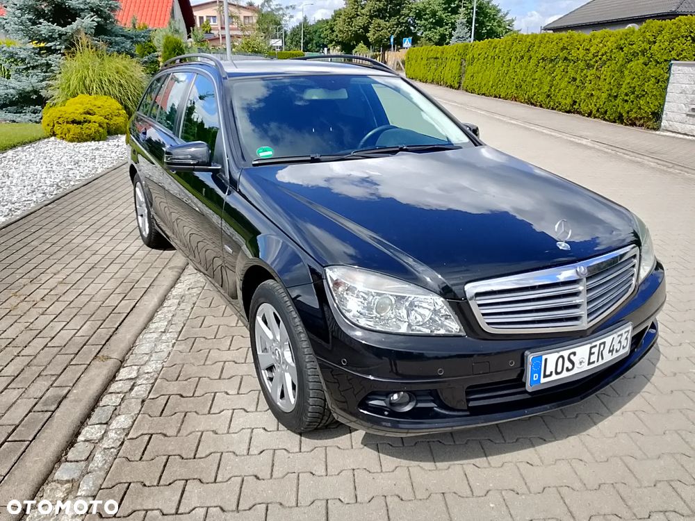 Mercedes-Benz Klasa C 180 CGI BlueEff Classic - 4