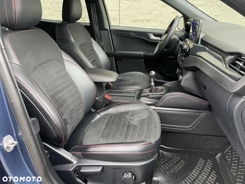 Ford Kuga 2.0 EcoBlue Hybrid ST-LINE - 9