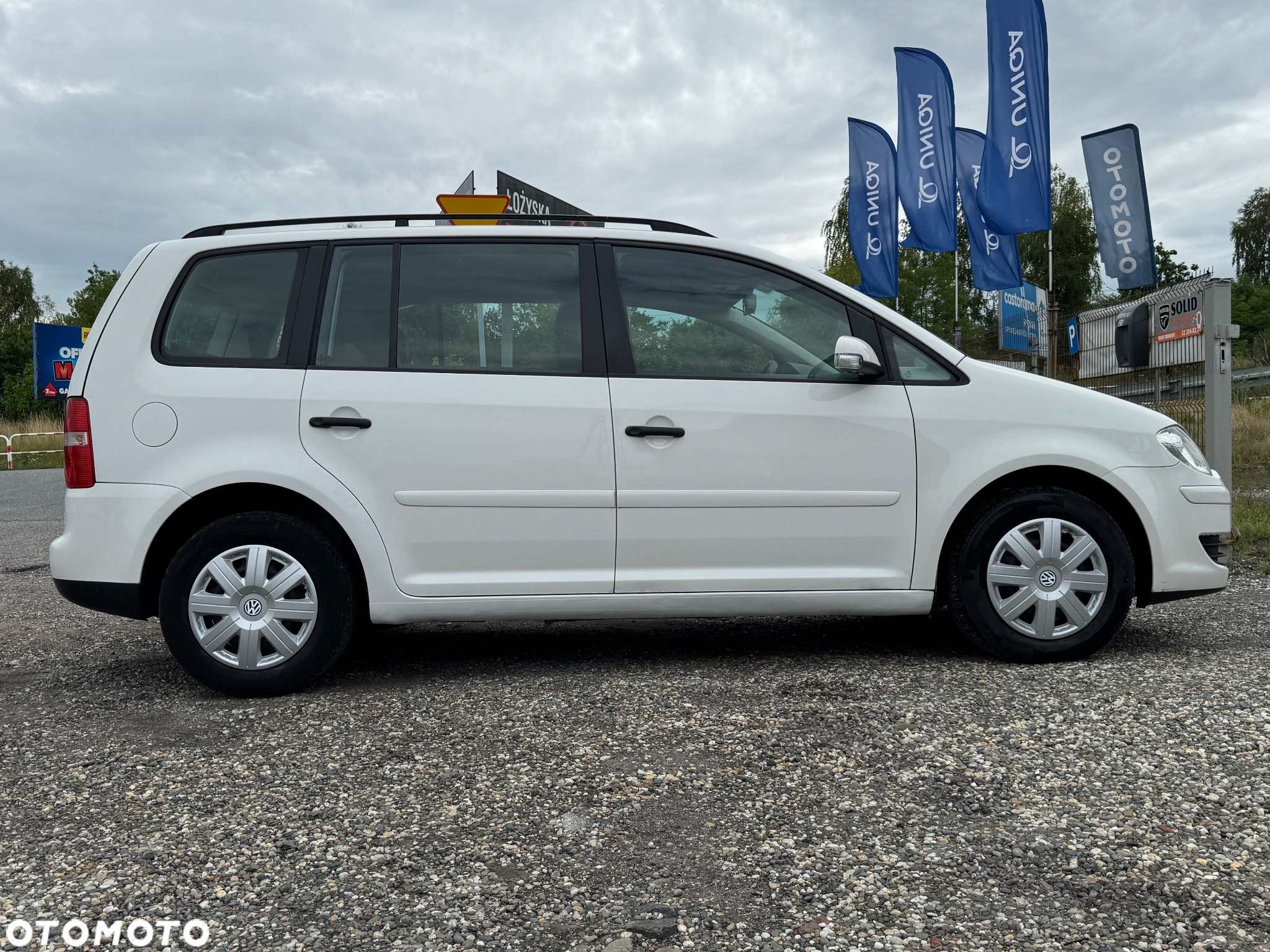 Volkswagen Touran 1.9 TDI Trendline - 8