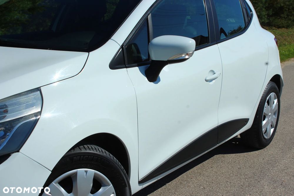 Renault Clio - 15