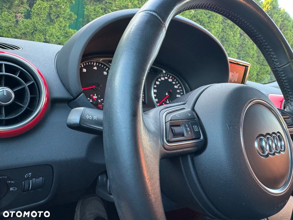 Audi A1 3-drzwiowe 1.4 TFSI S tronic design - 11