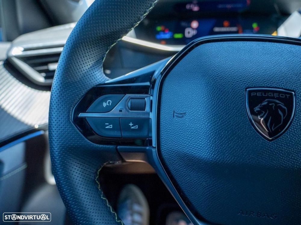 Peugeot e-2008 54 kWh GT - 30