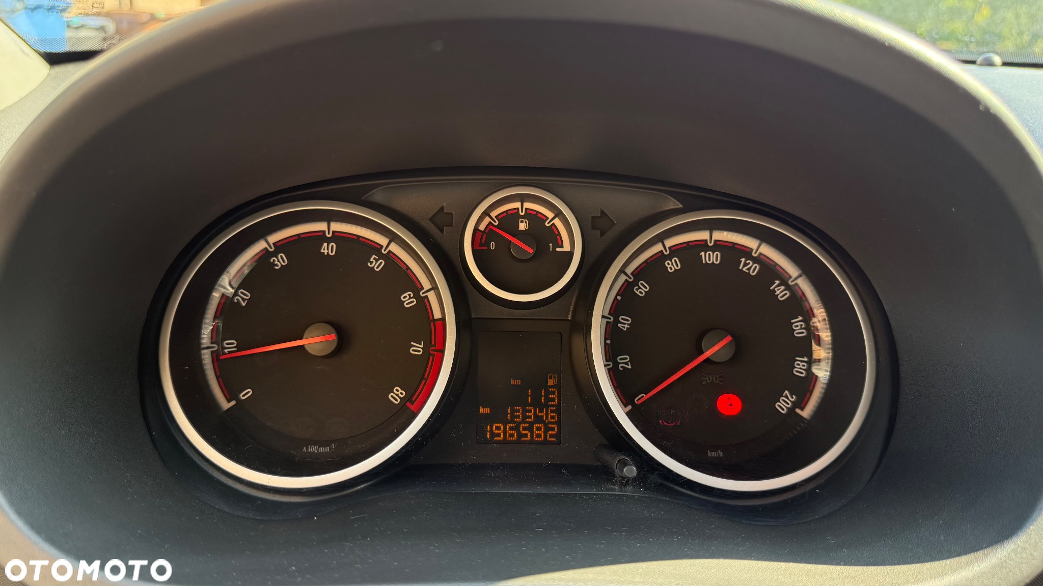 Opel Corsa 1.4 16V Sport - 12