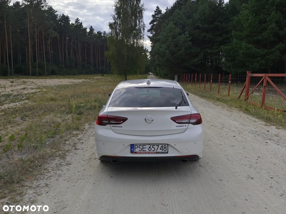 Opel Insignia - 8