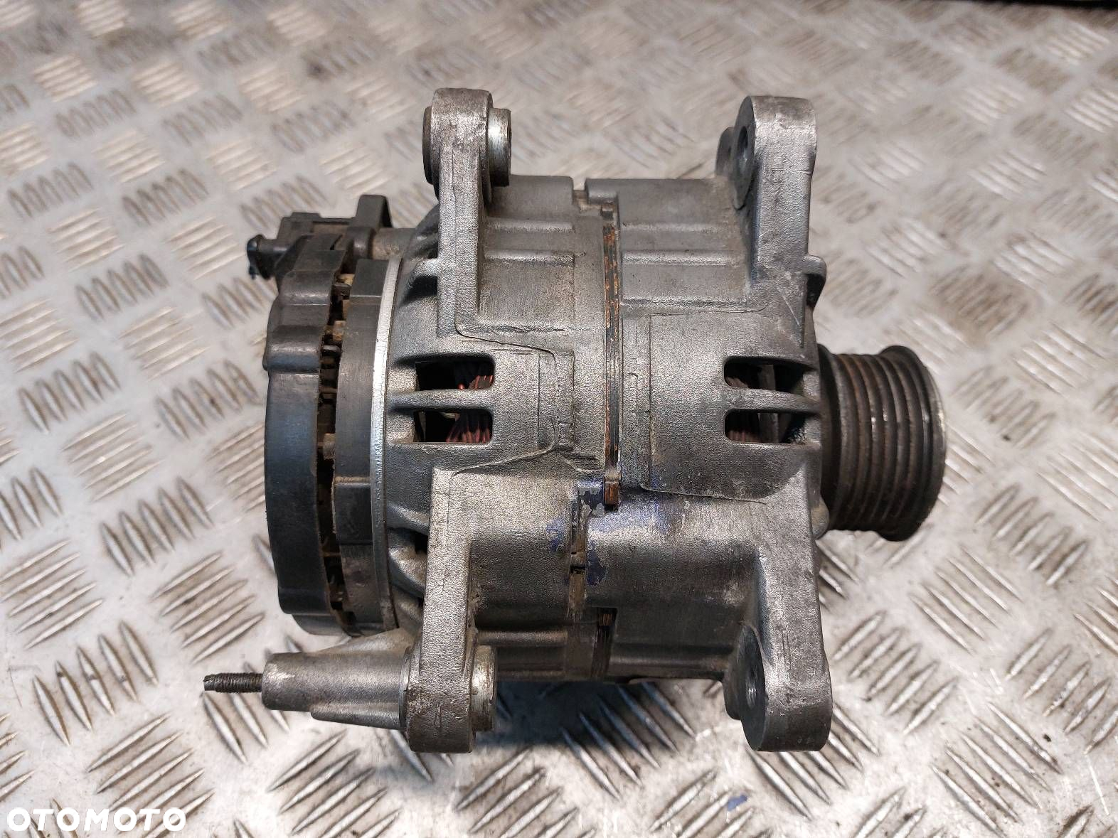 ALTERNATOR AUDI A4 B7 2.0 TDI 11.1541 - 4