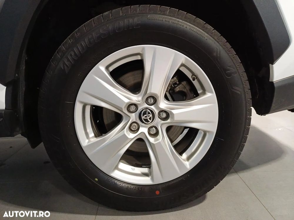 Toyota RAV4 - 13