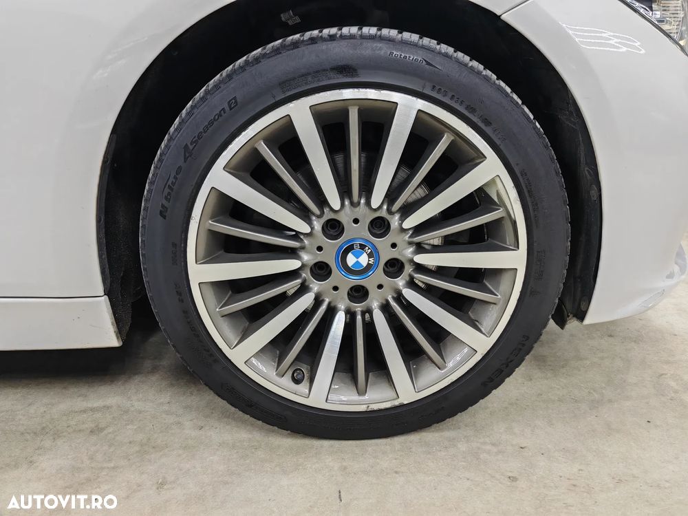 BMW Seria 3 - 33