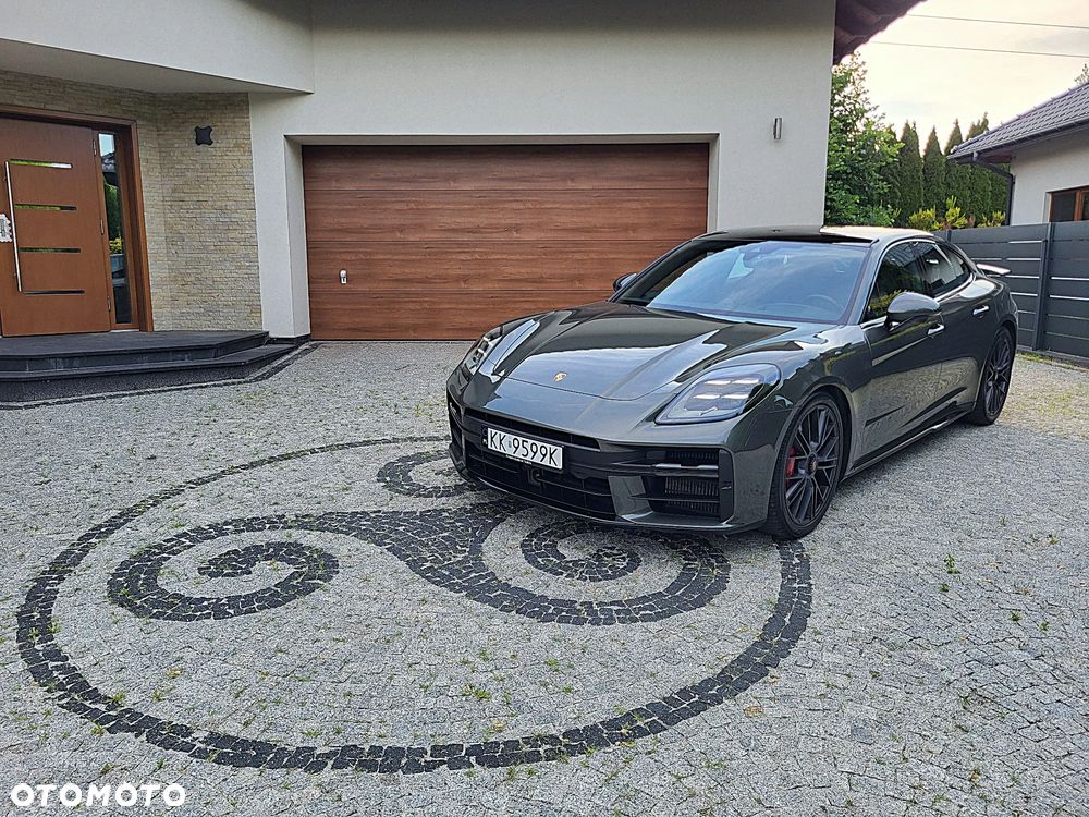 Porsche Panamera - 3