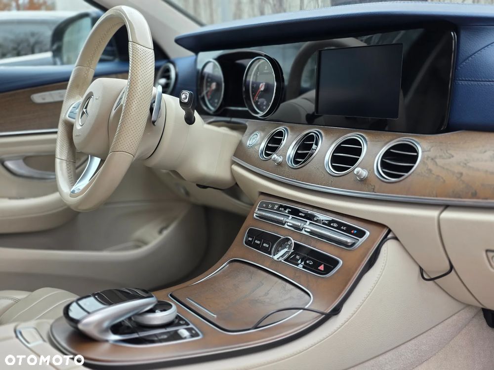 Mercedes-Benz Klasa E - 1