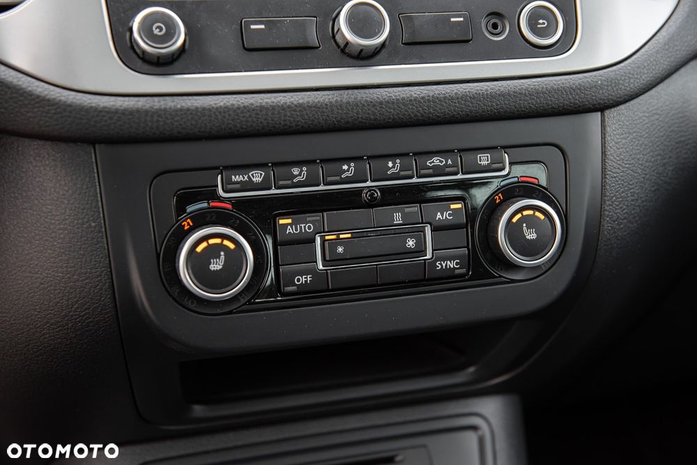 Volkswagen Tiguan 2.0 TDI SCR 4MOTION BlueMotion Technology DSG Sport & Style - 25