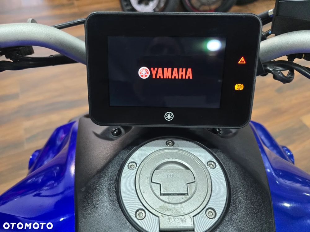 Yamaha MT - 19