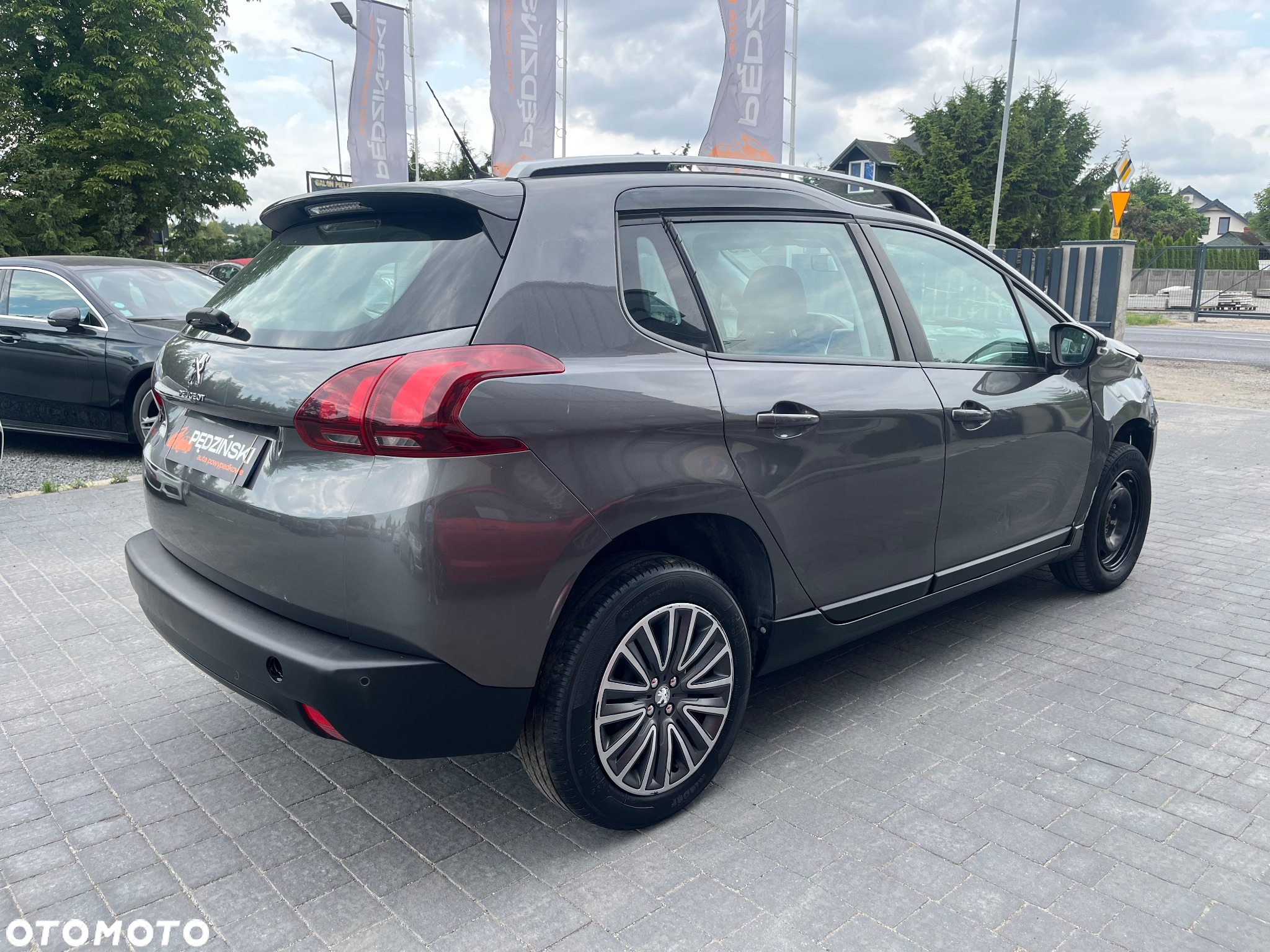 Peugeot 2008 - 6