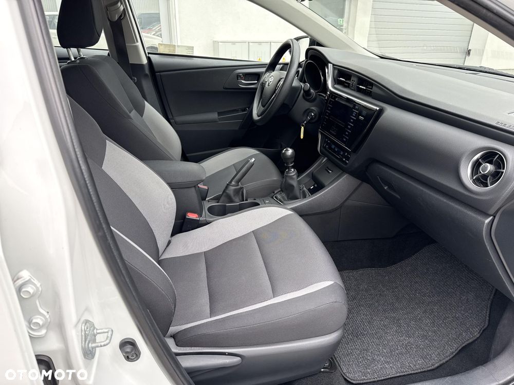Toyota Auris 1.33 VVT-i Active - 7