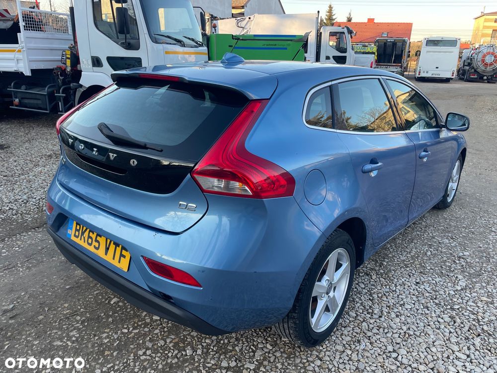 Volvo V40 D2 - 8
