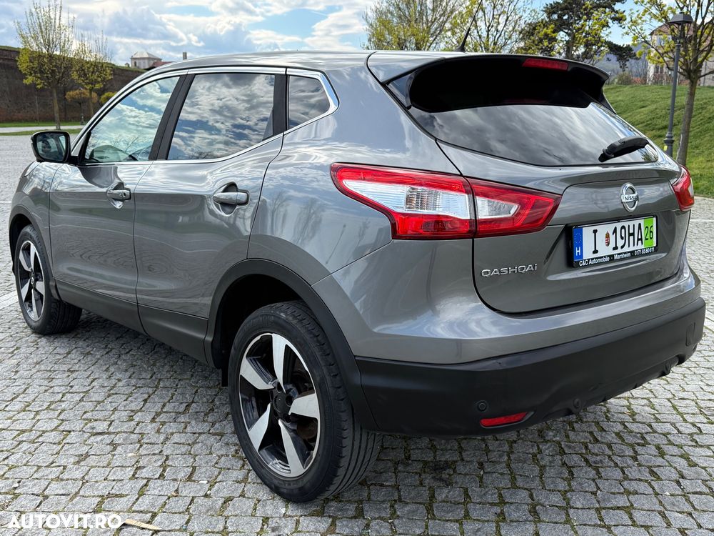 Nissan Qashqai 1.6 DCI ALL-MODE 4x4i TEKNA+ - 10