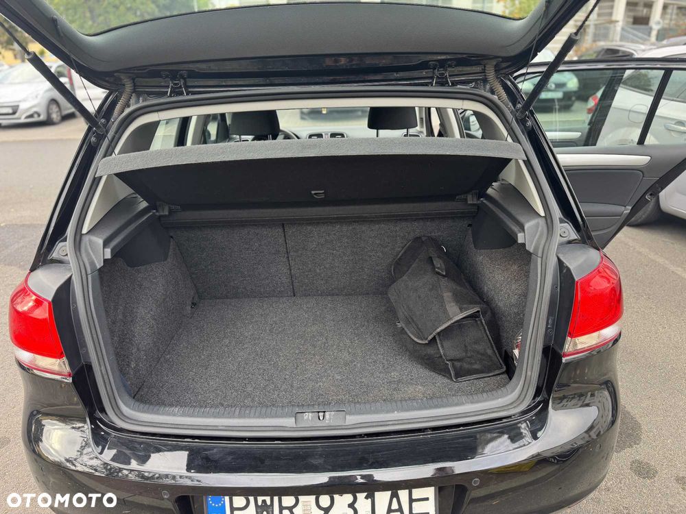 Volkswagen Golf - 5