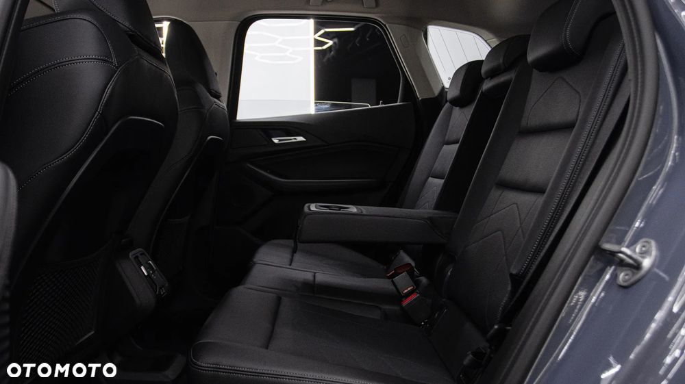 BMW Seria 2 218i - 14