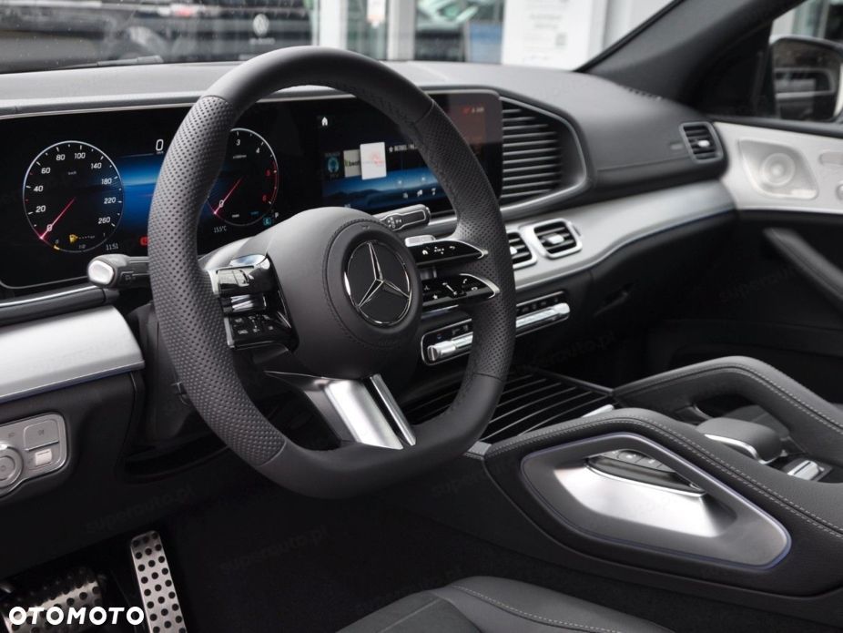 Mercedes-Benz GLE - 11