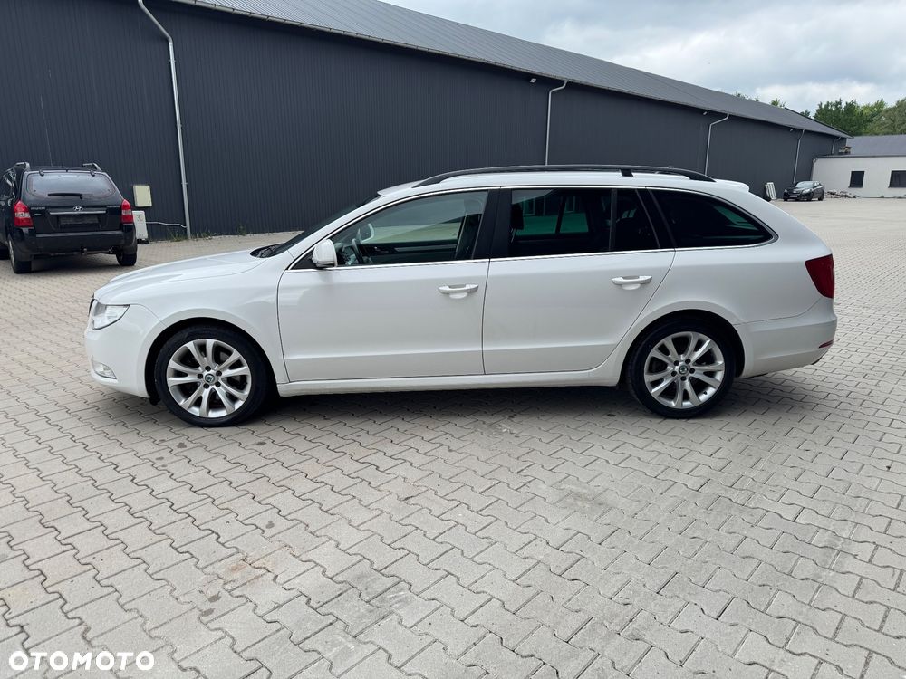 Skoda Superb 2.0 TDI Exclusive - 10