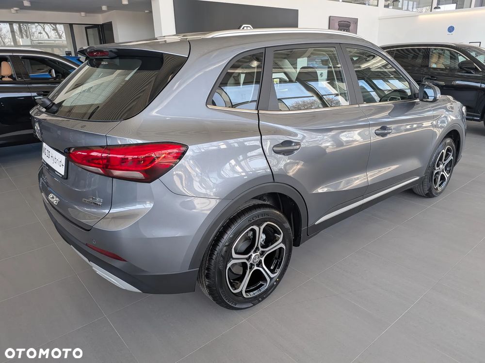 MG ZS Hybrid+ - 6