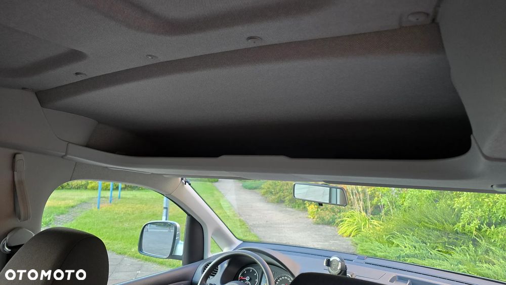 Volkswagen Caddy - 31
