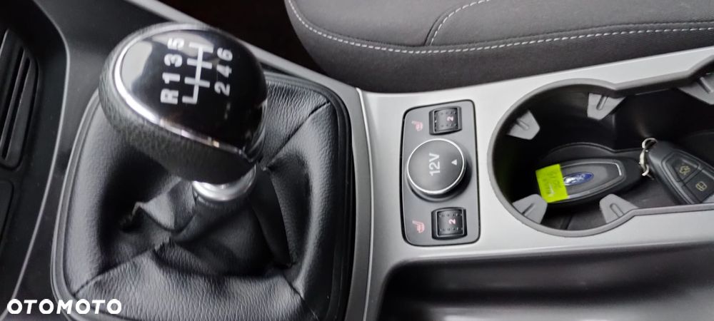 Ford Kuga 2.0 TDCi 2x4 Trend - 14