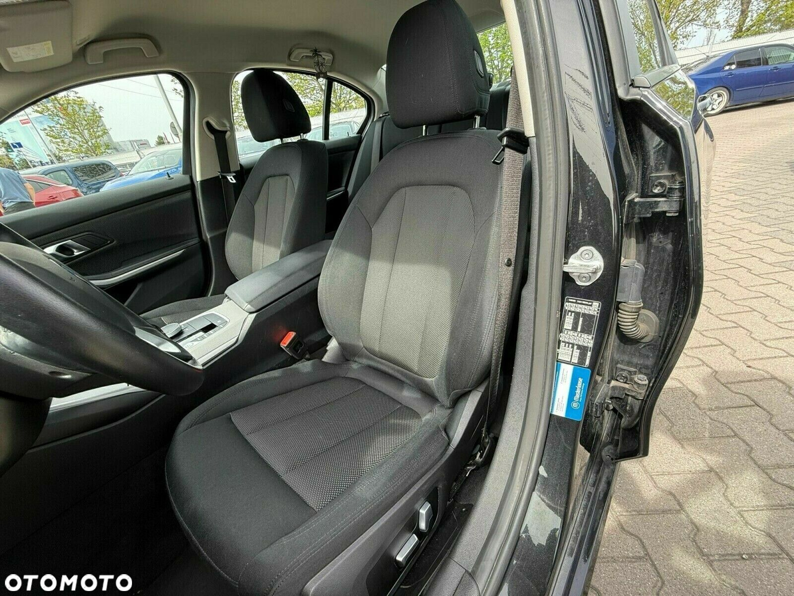 BMW Seria 3 318i Advantage - 12