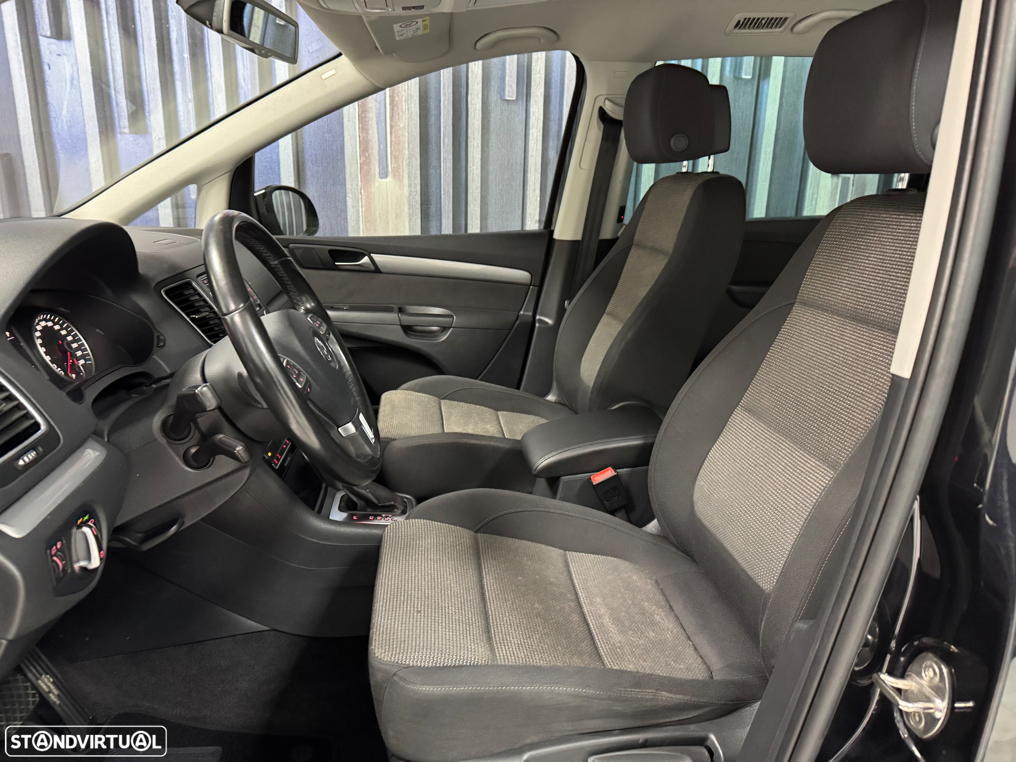 VW Sharan 2.0 TDI Confortline DSG - 8
