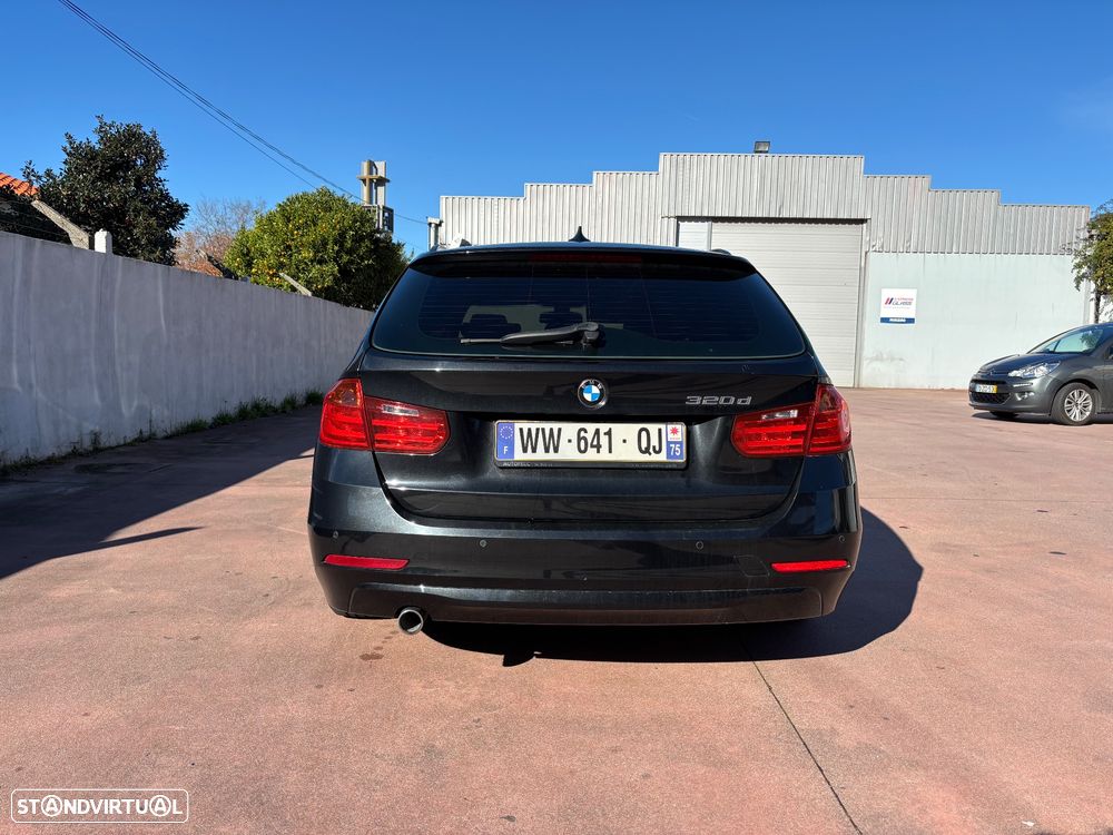 BMW 320 d Touring Aut. - 4