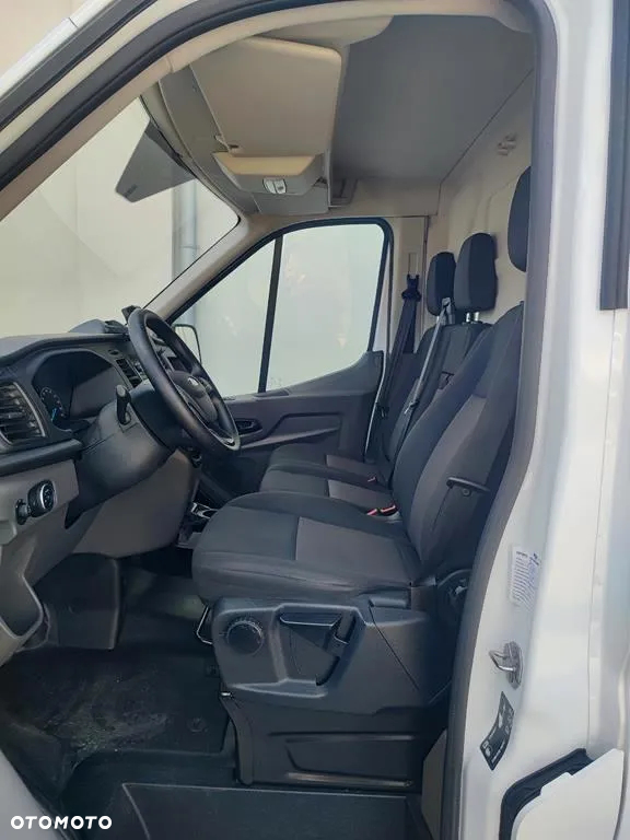 Ford Transit - 19