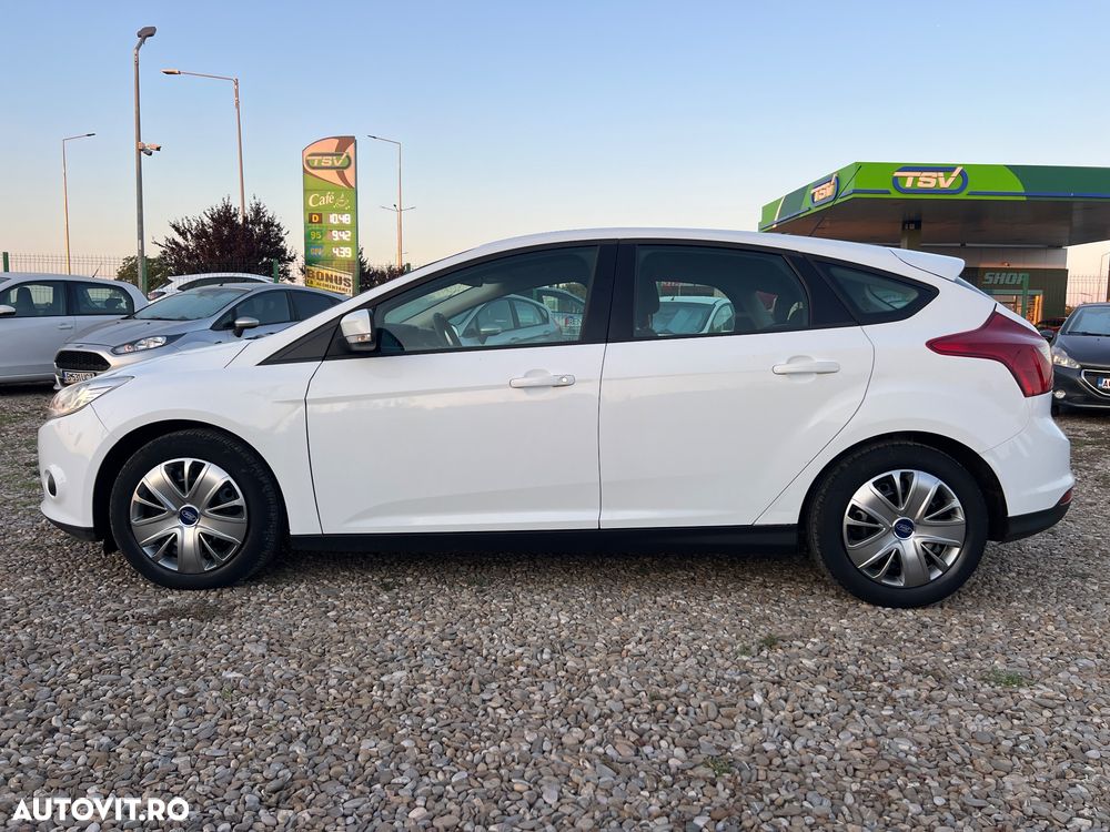 Ford Focus 1.6 TDCI DPF Trend - 14