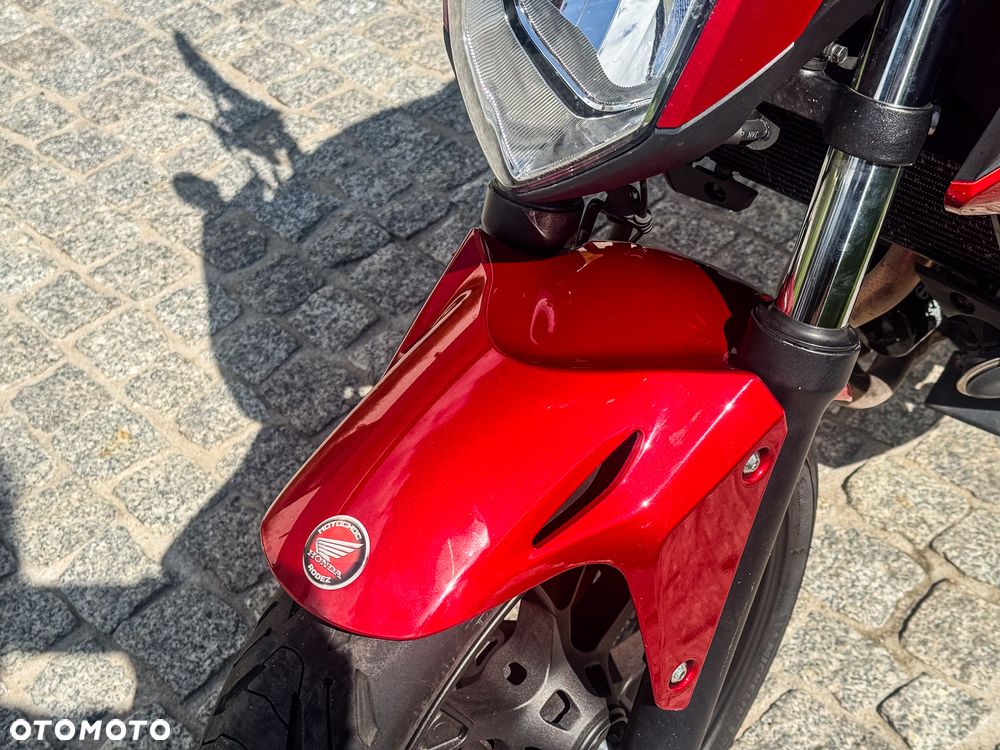 Honda CB - 11