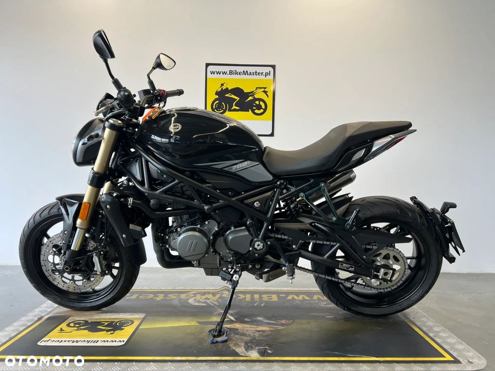 Benelli 752 S - 2