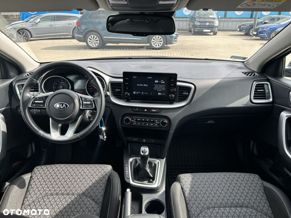 Kia Ceed 1.4 T-GDI M - 17
