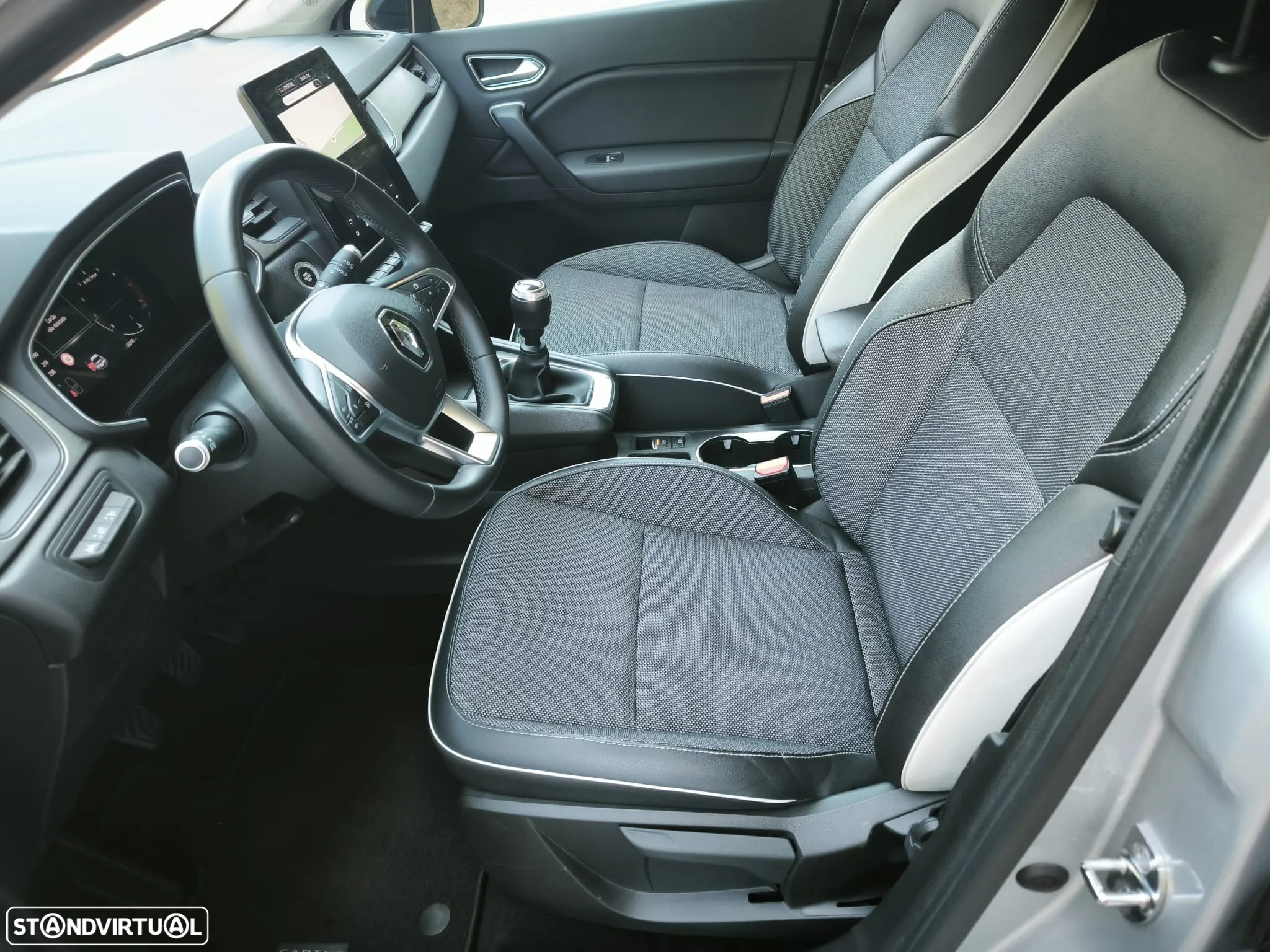 Renault Captur 1.3 TCe Exclusive - 17