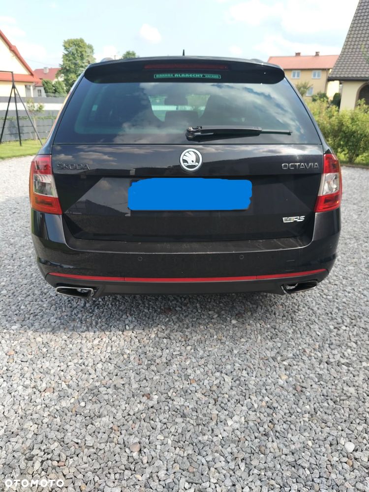 Skoda Octavia 2.0 TSI RS - 9