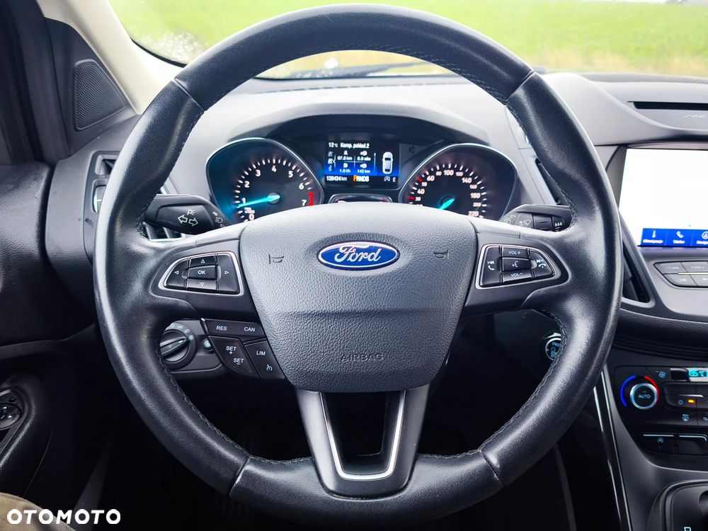 Ford Kuga 1.5 EcoBoost 2x4 Titanium - 15
