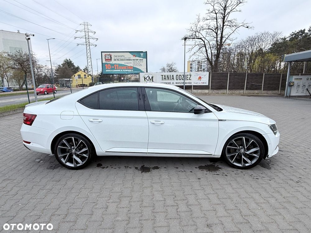 Skoda Superb 2.0 TSI 4x4 Sportline DSG - 7