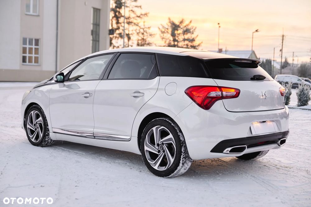 DS Automobiles DS 5 - 7