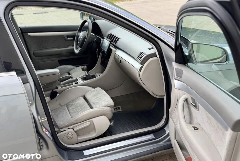Audi A4 Limousine 1.8T - 10