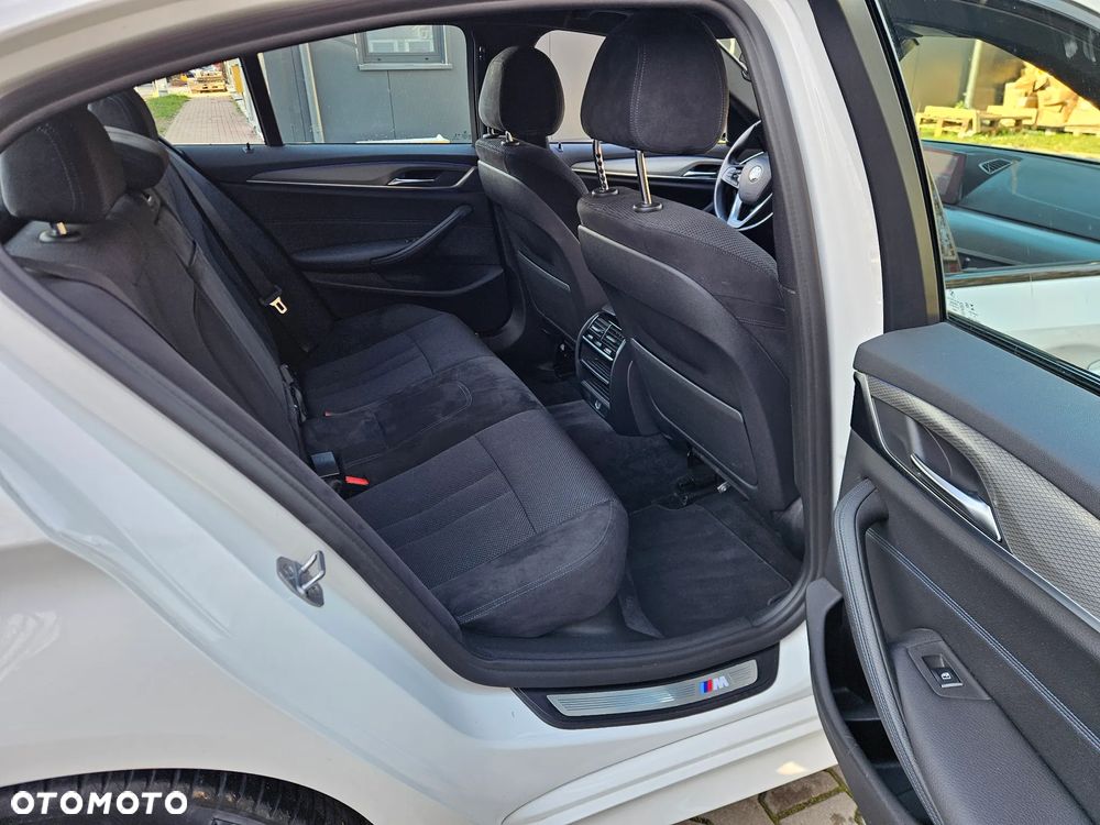 BMW Seria 5 520d xDrive M Sport sport - 14