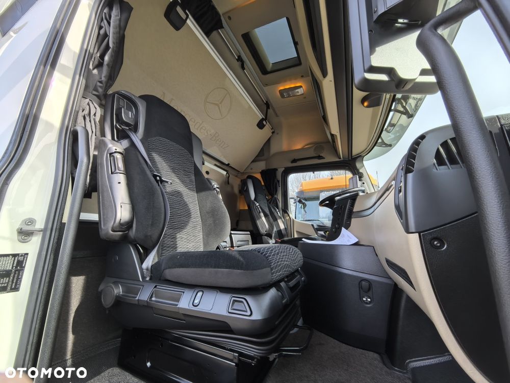 Mercedes-Benz Actros L 1848 LSnRL // Regulowane Siodło // NOWE OPONY // GigaSpace // 2 zbiorniki // Bi-Xenon // - 37