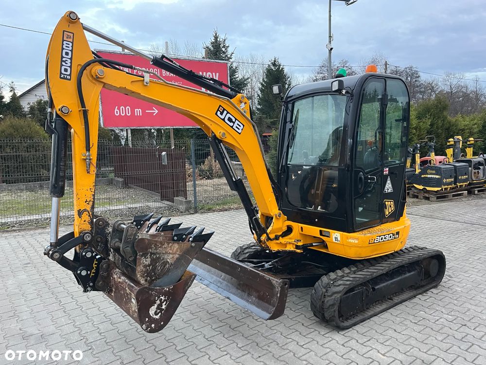 JCB 8030 ZTS - 3