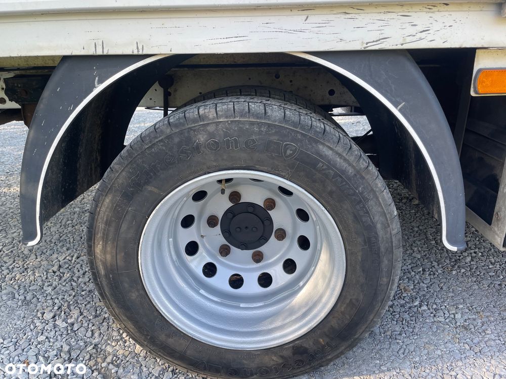 Ford TRANSIT 2,2 TDCI 155 KM DOKA 7 OSOBOWA BLIŻNIAKI DO 3,5T - 19
