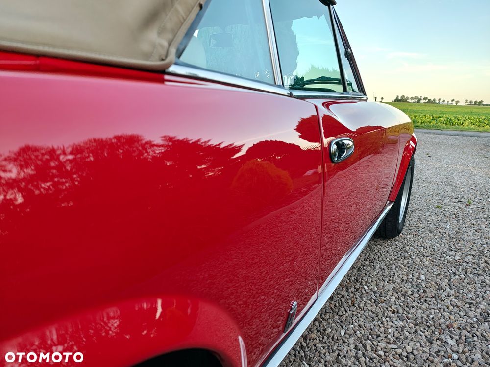 Fiat 124 Spider - 30