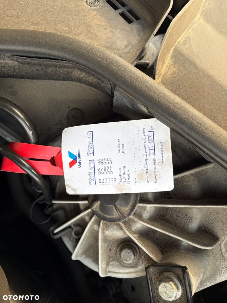 BMW Seria 5 520d xDrive - 25